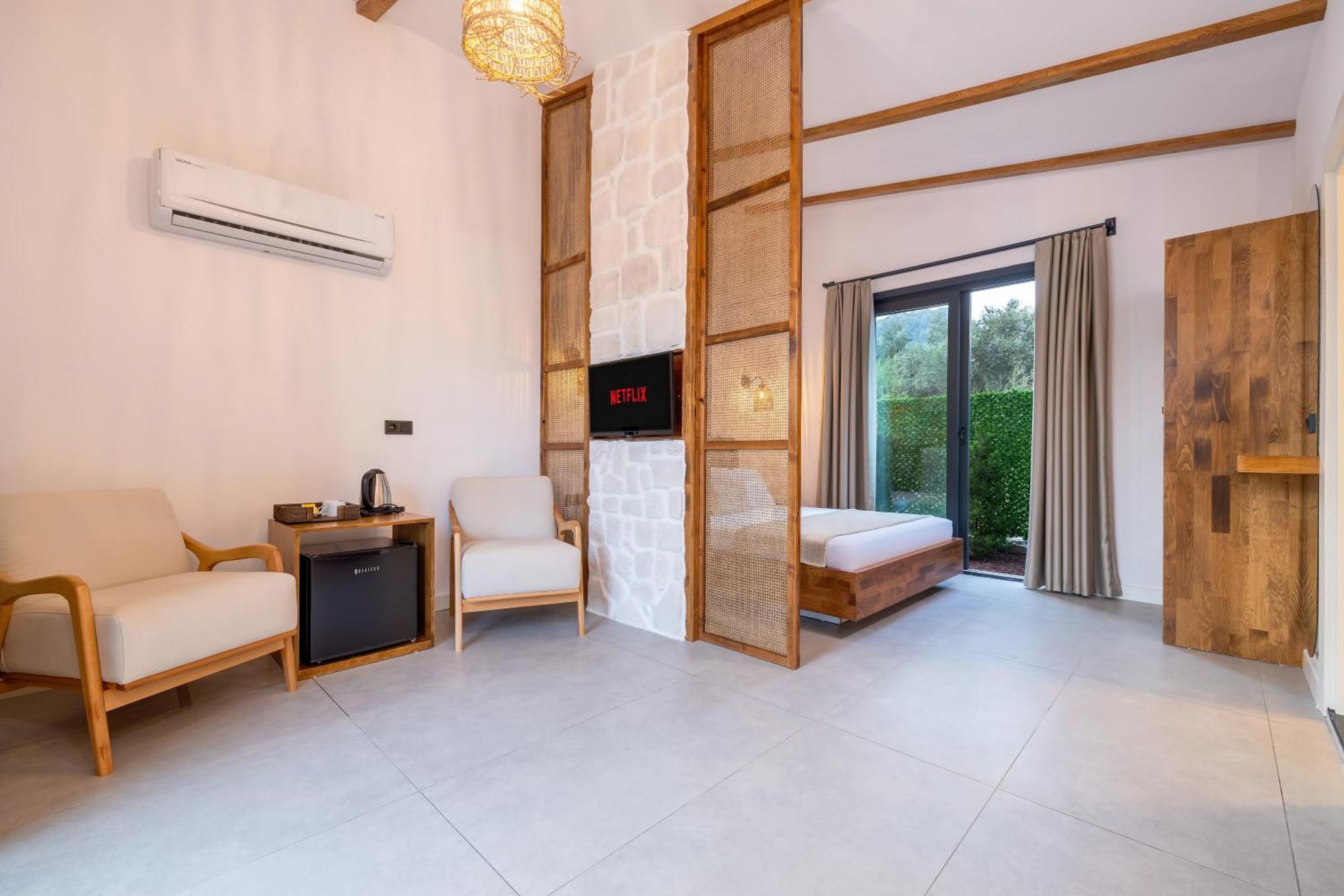 Rota Kilidonia Karaoez Suites&Villas Pokoj fotografie