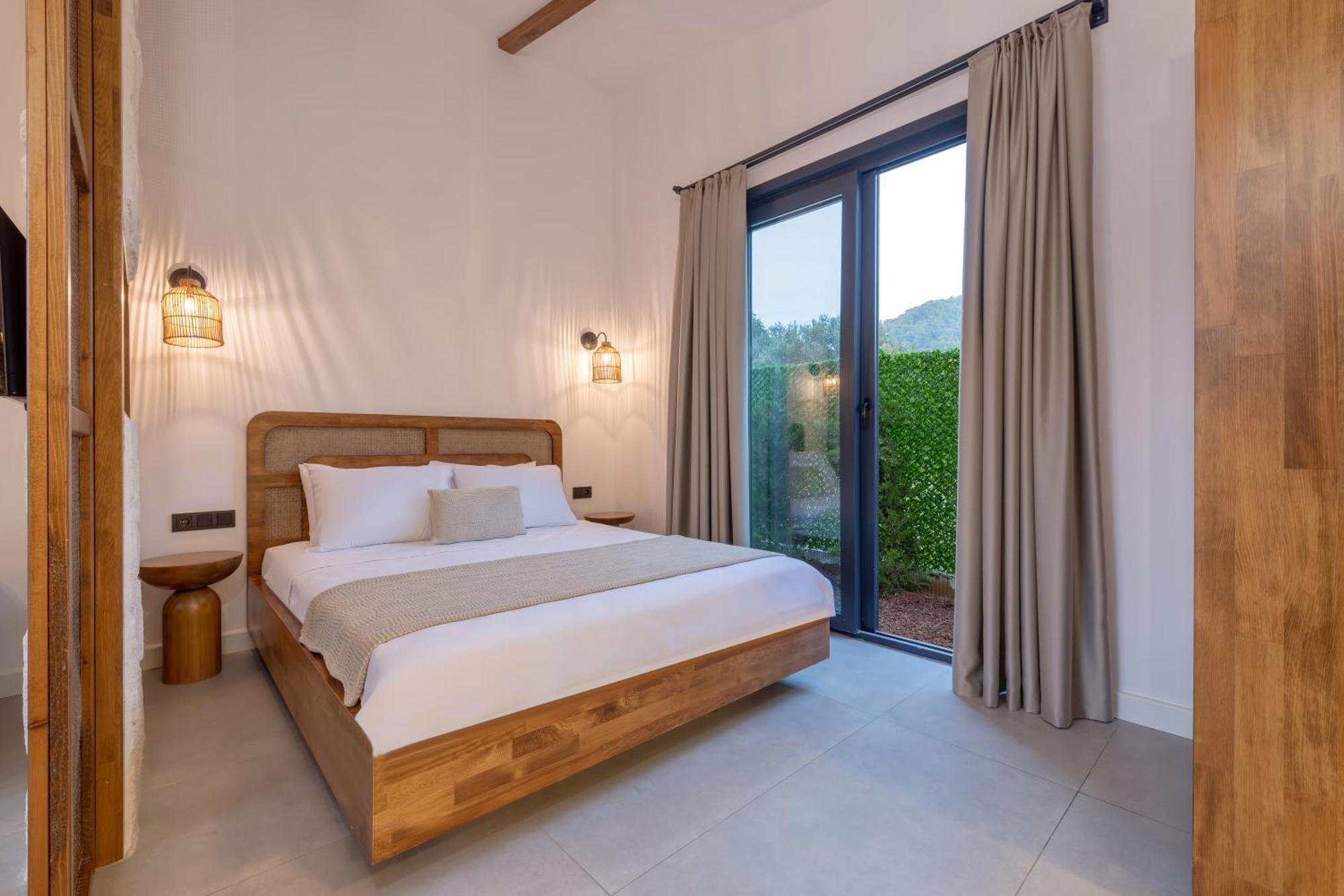 Rota Kilidonia Karaoez Suites&Villas Pokoj fotografie
