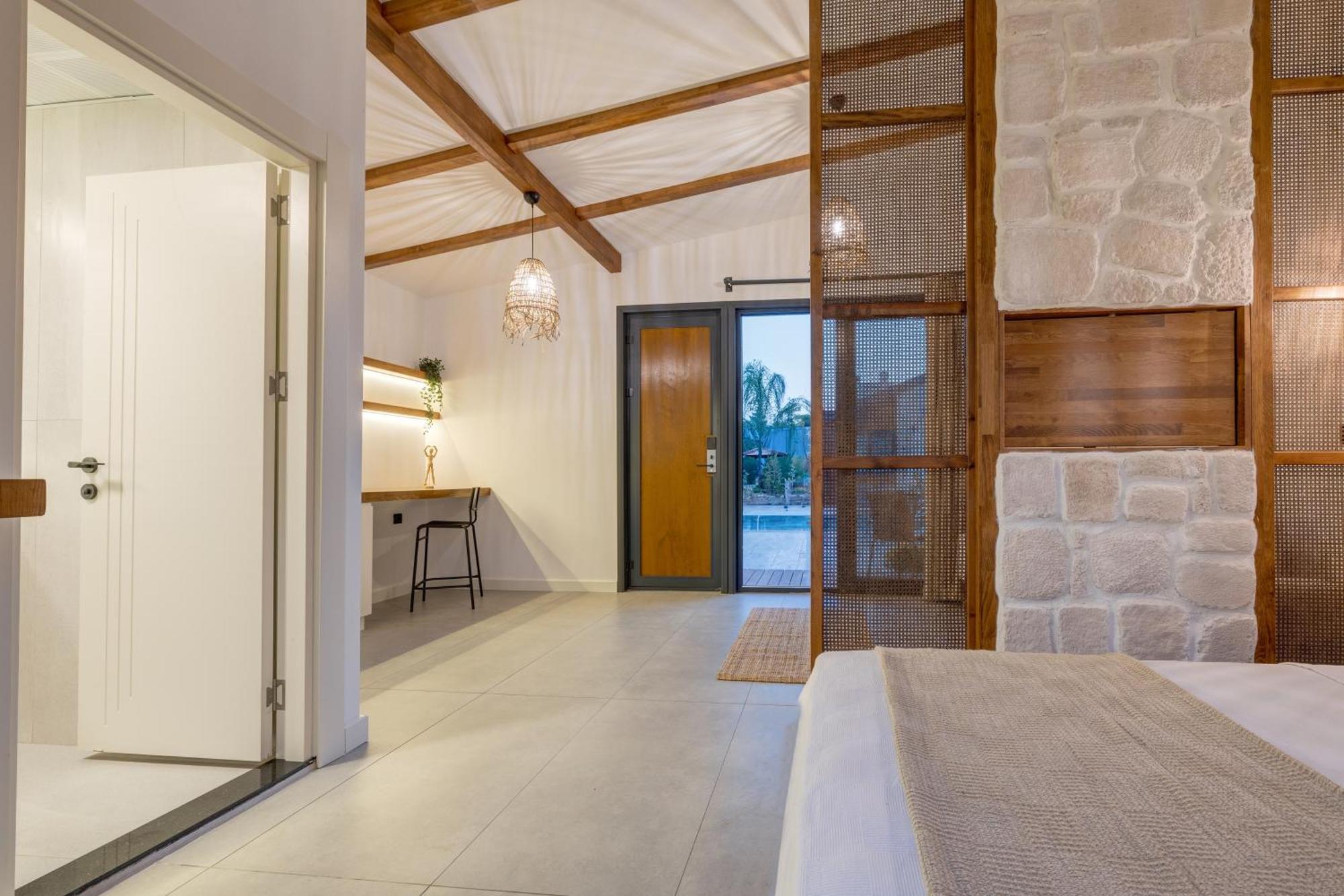Rota Kilidonia Karaoez Suites&Villas Pokoj fotografie